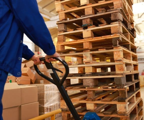 Invoice Factoring for Pallet Manufacturers
